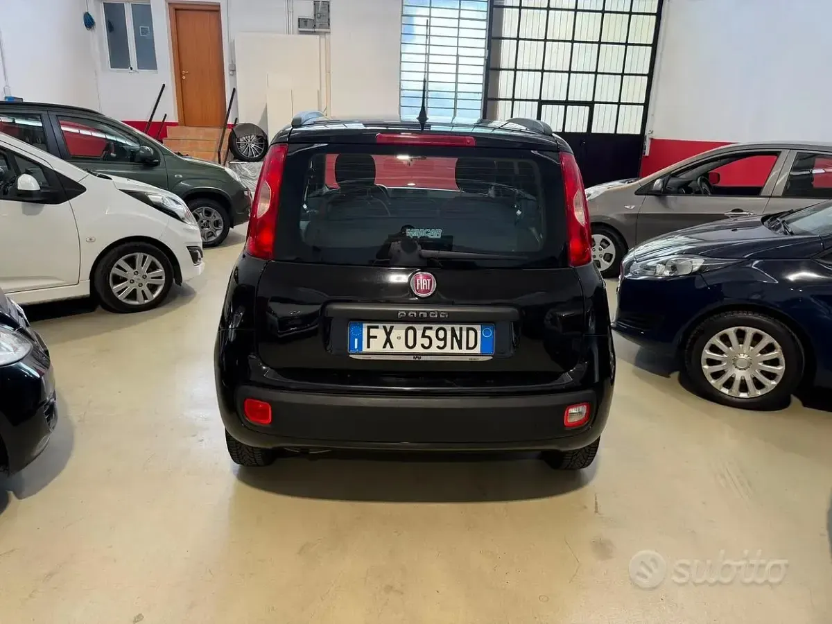 Usata Fiat Panda Connect 69 CV (50 kW) 2019 Nero Utilitaria