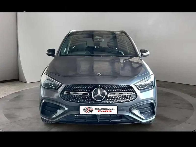 Usata Mercedes GLA200 Premium Plus 150 CV (110 kW) 2025 Montagna SUV