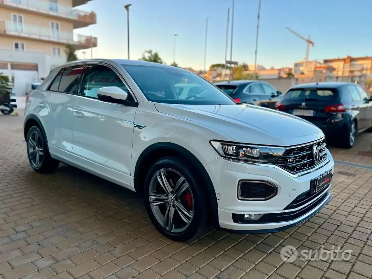 Usata VW T-Roc R-line 150 CV (110 kW) 2019 Bianco SUV