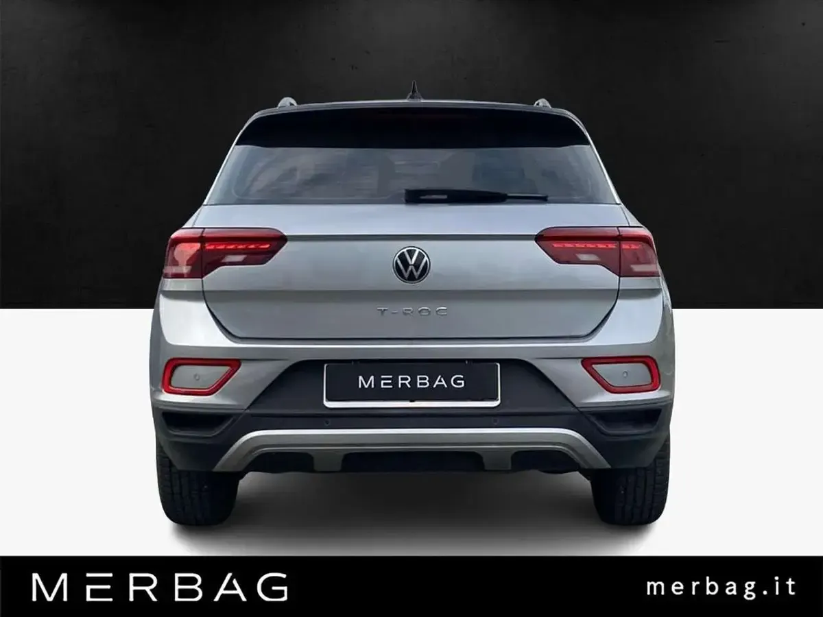 Usata VW T-Roc R-line 150 CV (110 kW) 2022 Grigio SUV