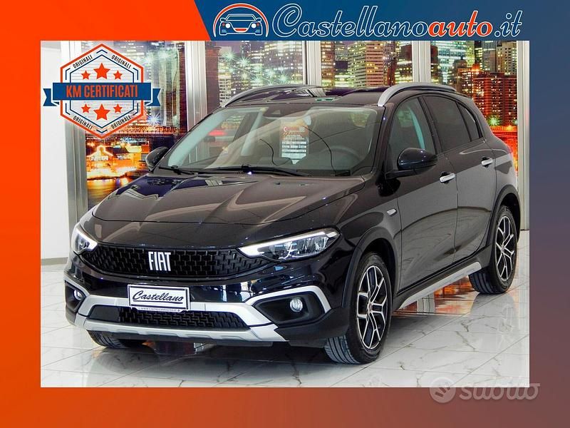 Usata Fiat Tipo Cross 131 CV (96 kW) 2021 Nero Berlina