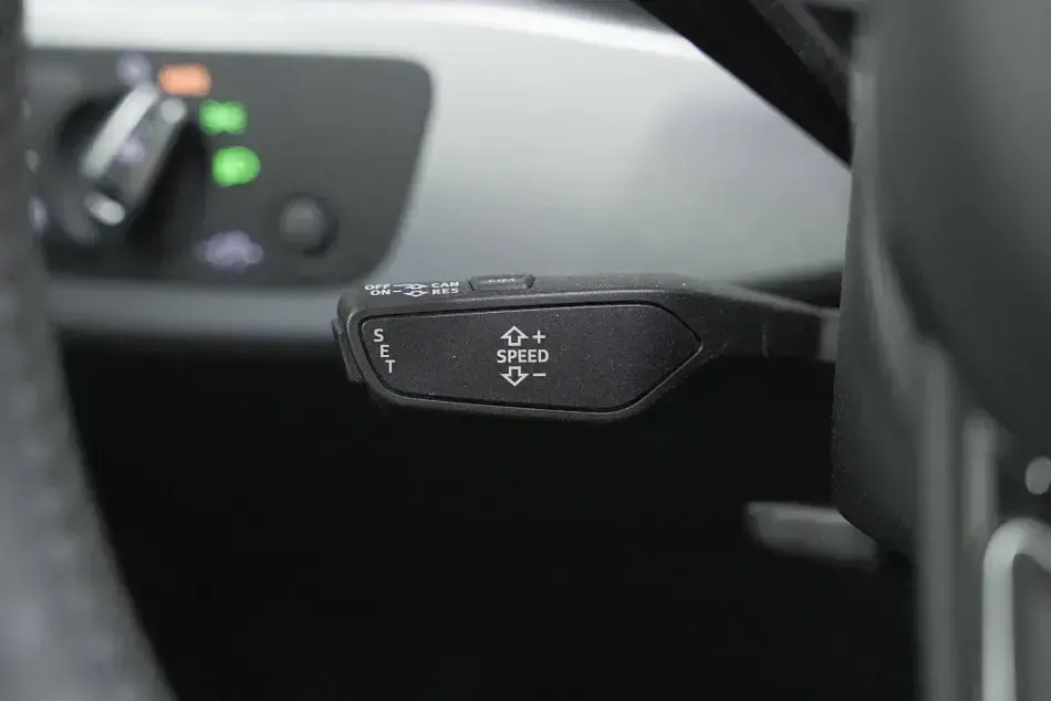 Usata Audi A4 S-Line 150 CV (110 kW) 2019 Nero mito metallizzato Station wagon
