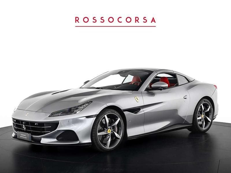 Usata Ferrari Portofino 620 CV (456 kW) 2022 Grigio titanio metallizzato Cabrio
