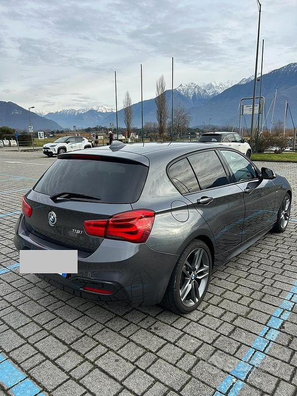 Usata BMW 116 M Sport 109 CV (80 kW) 2017 Grigio Utilitaria