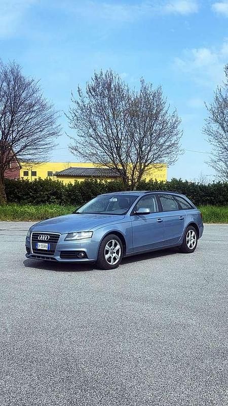 Usata Audi A4 Ambiente 143 CV (105 kW) 2011 Blu/azzurro Station wagon