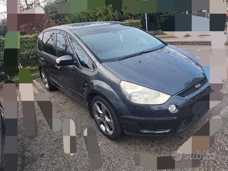 Usata Ford S-MAX Titanium 145 CV (106 kW) 2008 Grigio Monovolume
