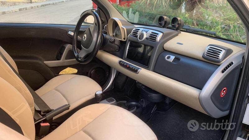 Usata Smart ForTwo Coupé 61 CV (44 kW) 2007 Utilitaria