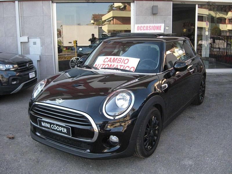 Usata Mini Cooper 136 CV (100 kW) 2018 Nero Utilitaria