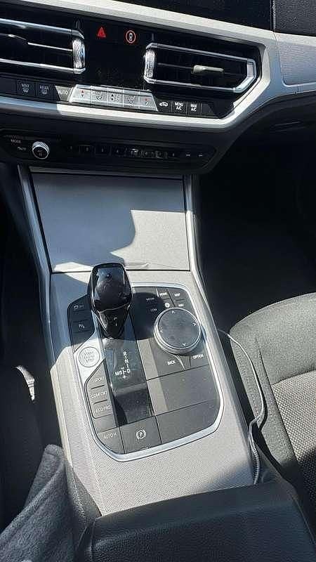 Usata BMW 318 150 CV (110 kW) 2022 Nero Station wagon