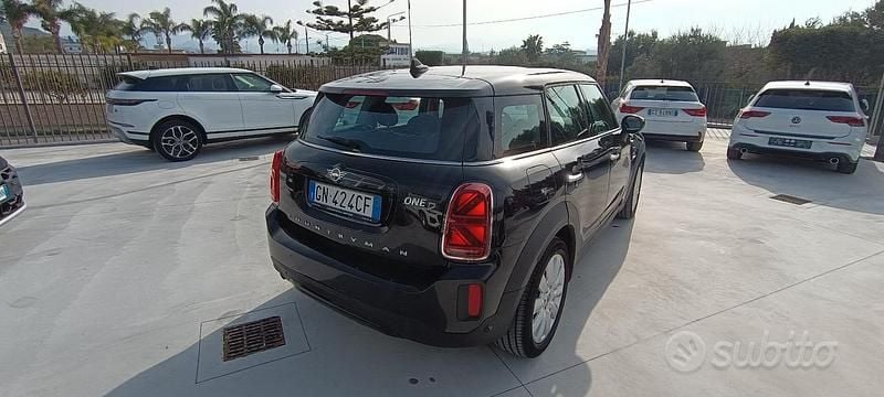 Usata Mini One D Countryman Business 115 CV (84 kW) 2021 Nero SUV