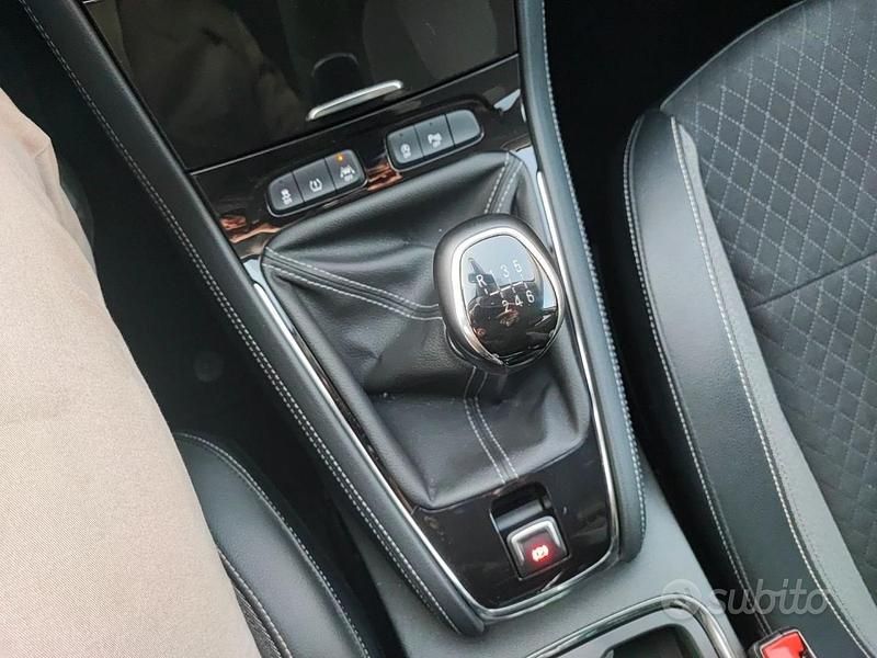 Usata Opel Grandland X 130 CV (95 kW) 2018 Nero SUV