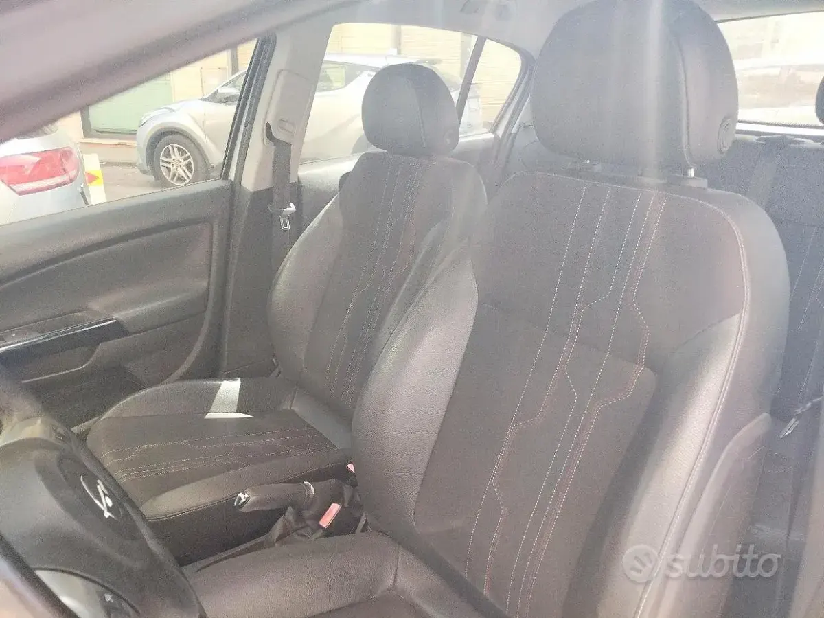 Usata Opel Corsa 86 CV (63 kW) 2012 Bianco Utilitaria