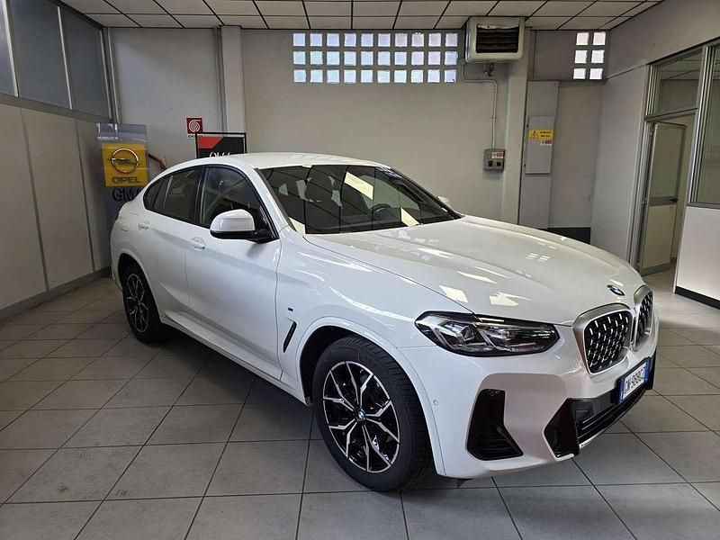 Bianco Usata 2023 BMW X4 M Sport SUV | 45.290 € (Super prezzo) - Immagine 1/4