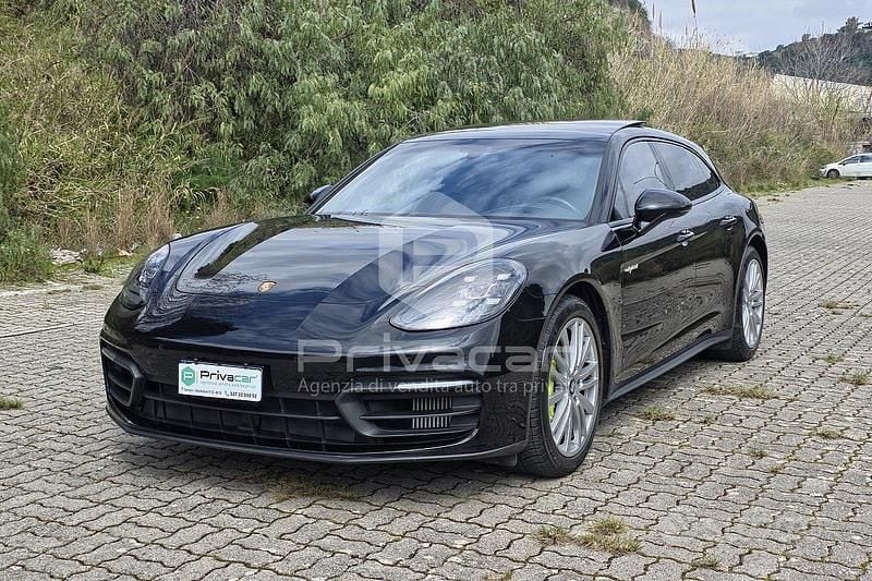 Usata Porsche Panamera Sport Turismo 462 CV (339 kW) 2022 Nero Station wagon