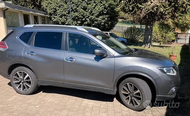 Usata Nissan X-Trail 131 CV (96 kW) 2015 Grigio SUV