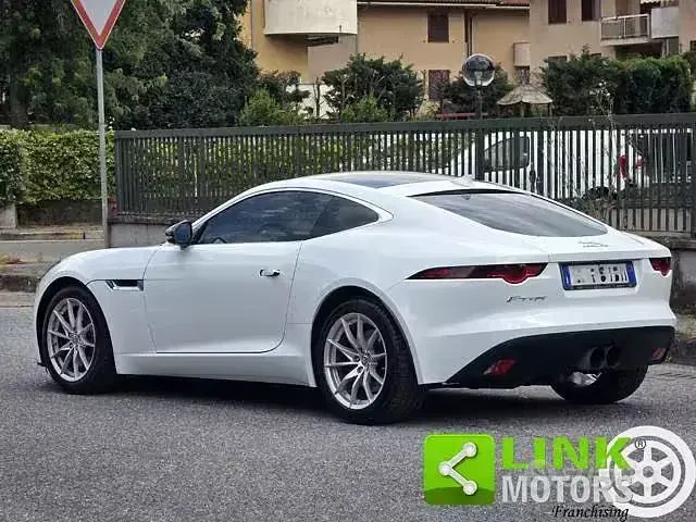 Usata Jaguar F-Type S 300 CV (220 kW) 2017 Bianco Coupé