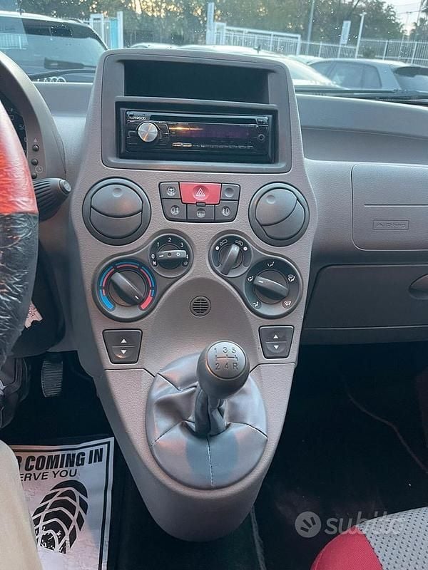 Usata Fiat Panda 4x4 Cross 69 CV (50 kW) 2006 Grigio Utilitaria