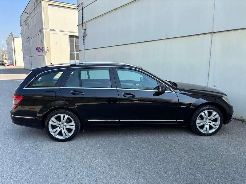 Usata Mercedes C180 Avantgarde 156 CV (114 kW) 2009 Nero Station wagon