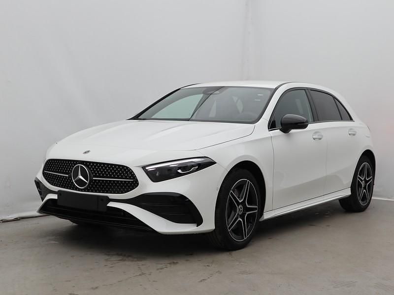 Nuova Mercedes A250 AMG line 218 CV (160 kW) 2026 Bianco Berlina