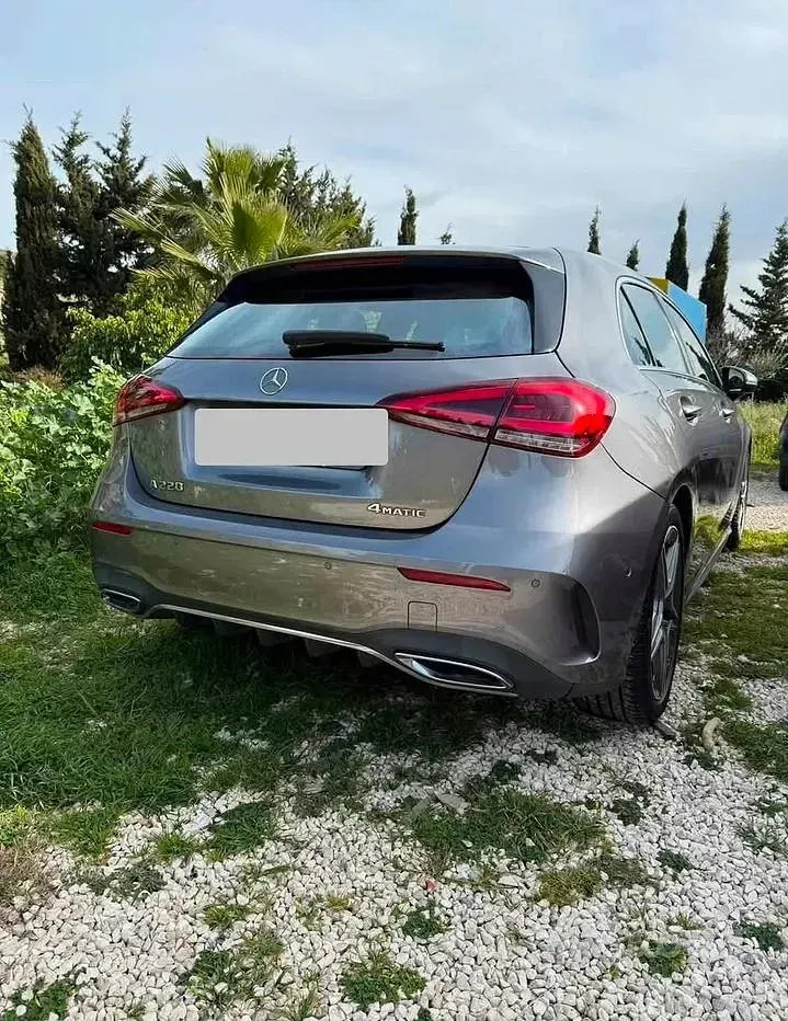 Usata Mercedes A220 190 CV (139 kW) 2019 Grigio Berlina