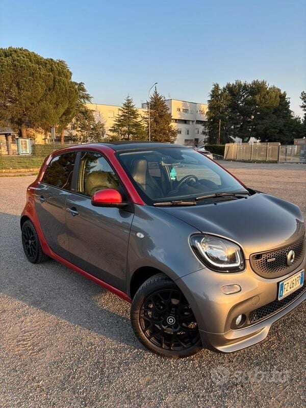 Usata 2019 Smart ForFour Brabus Cabrio | 14.000 € (Buon prezzo) - Immagine 1/4
