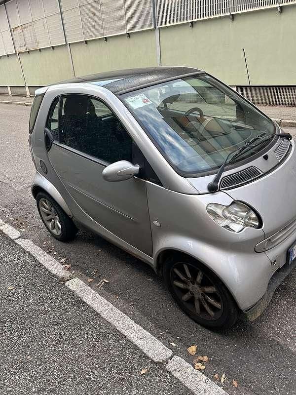 Usata 2005 Smart ForTwo Coupé Pulse Due volumi | 1600 € (Super prezzo) - Immagine 1/4