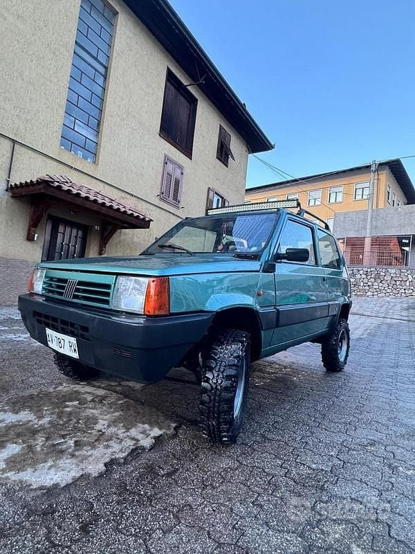 Usata Fiat Panda Trekking 54 CV (39 kW) 1998 Berlina