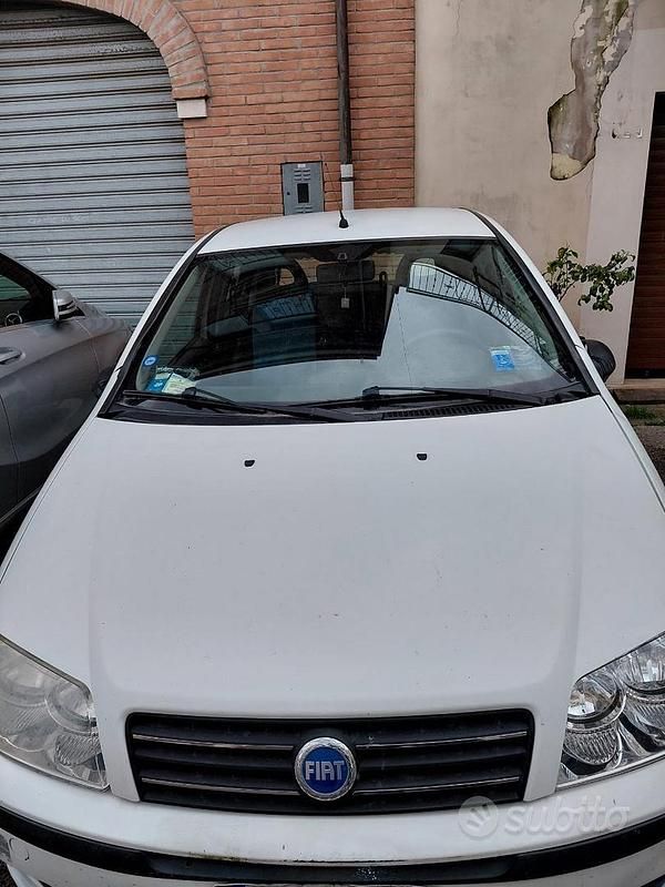 Usata Fiat Punto 2005 Bianco Utilitaria