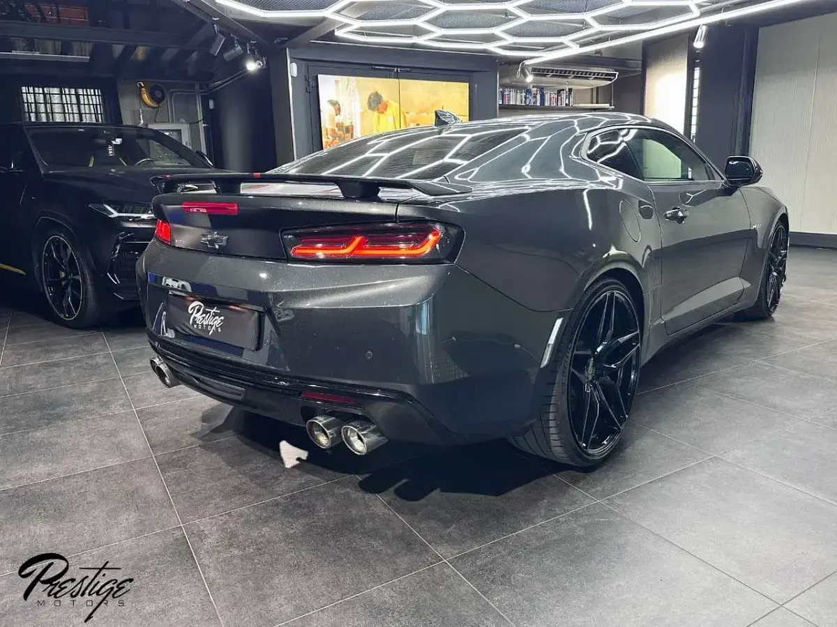 Usata Chevrolet Camaro 453 CV (333 kW) 2017 Grigio Coupé