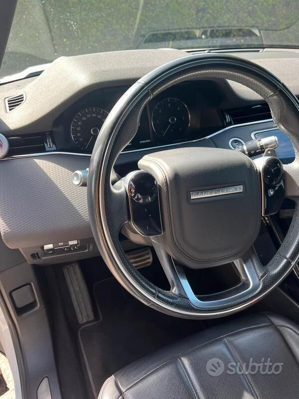 Usata Land Rover Range Rover evoque R-Dynamic 180 CV (132 kW) 2019 Bianco SUV