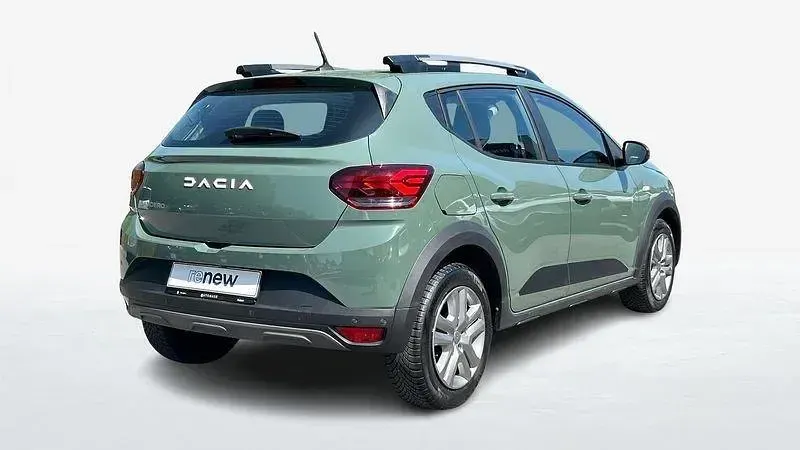 Usata Dacia Sandero Comfort 101 CV (74 kW) 2023 Verde Berlina