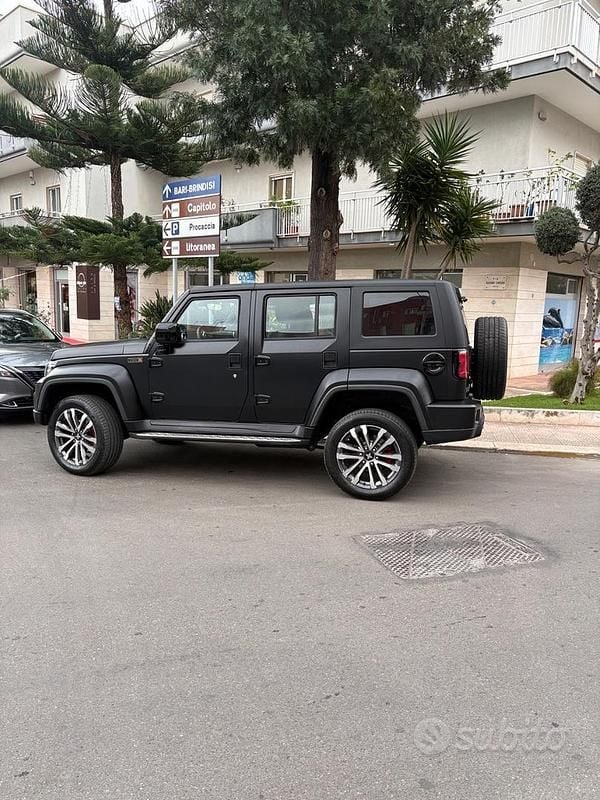 Usata ICH-X K2 162 CV (119 kW) 2024 Nero SUV