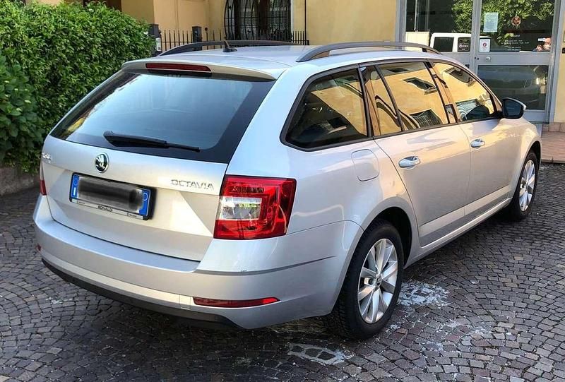 Gebraucht Skoda Octavia Active 116 PS (85 kW) 2018 Kombi
