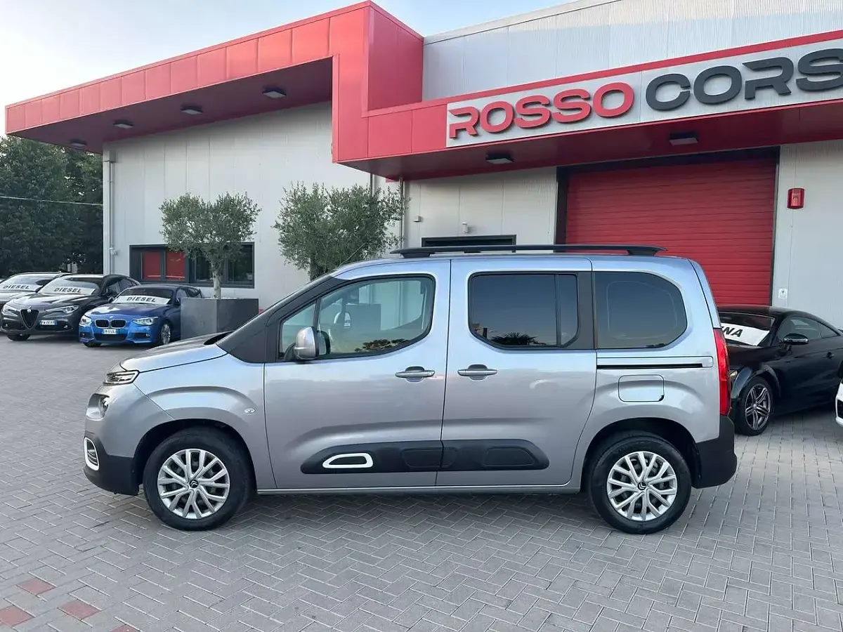 Usata Citroën Berlingo Shine 102 CV (75 kW) 2019 Grigio Monovolume