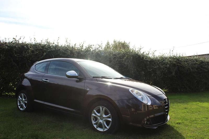 Usata Alfa Romeo MiTo Progression 79 CV (58 kW) 2012 Marrone Utilitaria