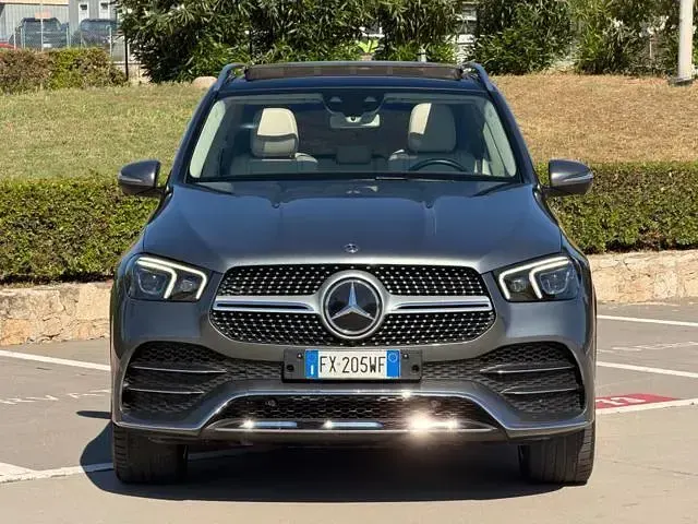 Usata Mercedes GLE300 Premium 244 CV (179 kW) 2019 Grigio SUV