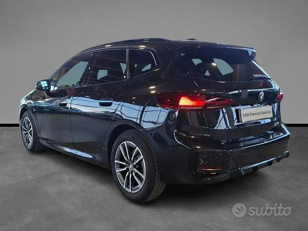 Usata BMW 218 Active Tourer M Sport 150 CV (110 kW) 2022 Nero / metallizzato Monovolume