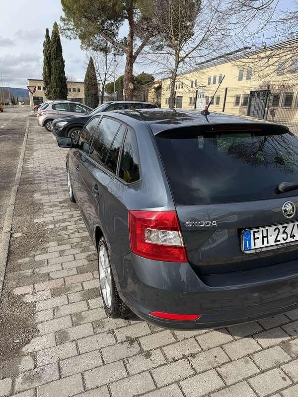 Usata Skoda Rapid Ambition 90 CV (66 kW) 2017 Grigio Utilitaria
