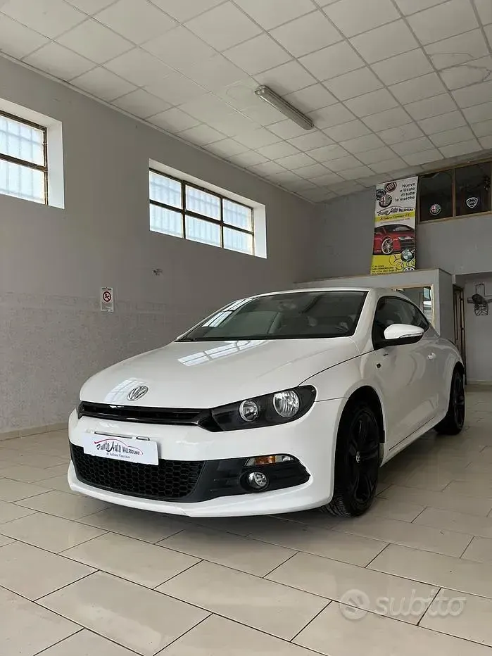 Usata VW Scirocco R-line 122 CV (89 kW) 2013 Bianco Coupé