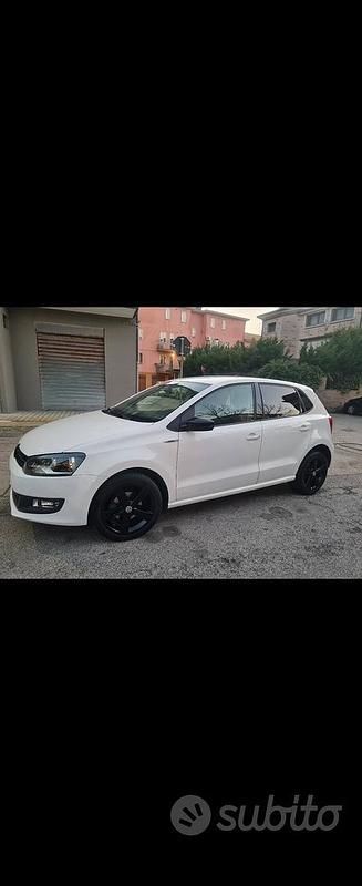 Usata VW Polo Highline 90 CV (66 kW) 2011 Bianco Utilitaria