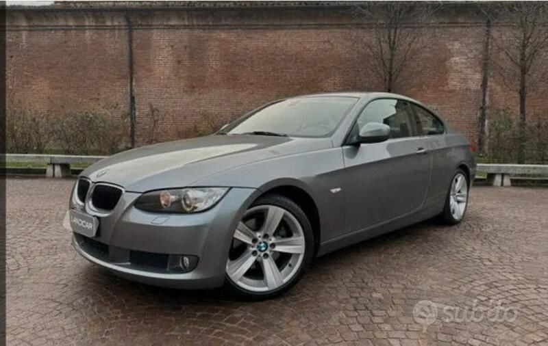 Usata BMW 320 177 CV (130 kW) 2009 Coupé