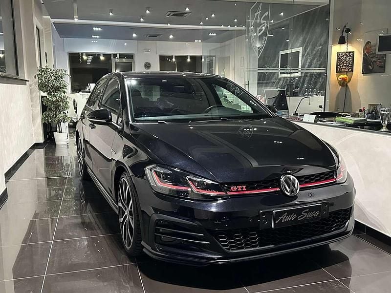 Nero Usata 2018 VW Golf VII GTI Tre volumi | 25.999 € (Buon prezzo) - Immagine 1/4
