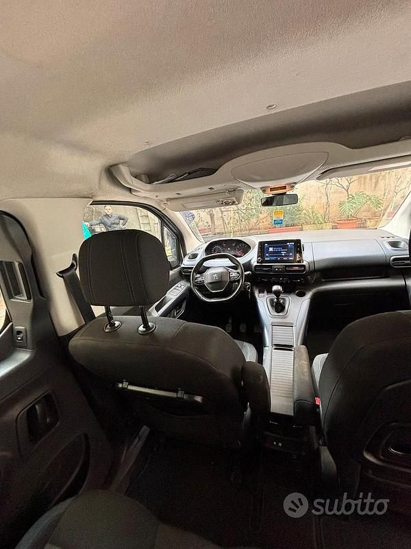 Usata Peugeot Rifter 2022 Grigio Monovolume