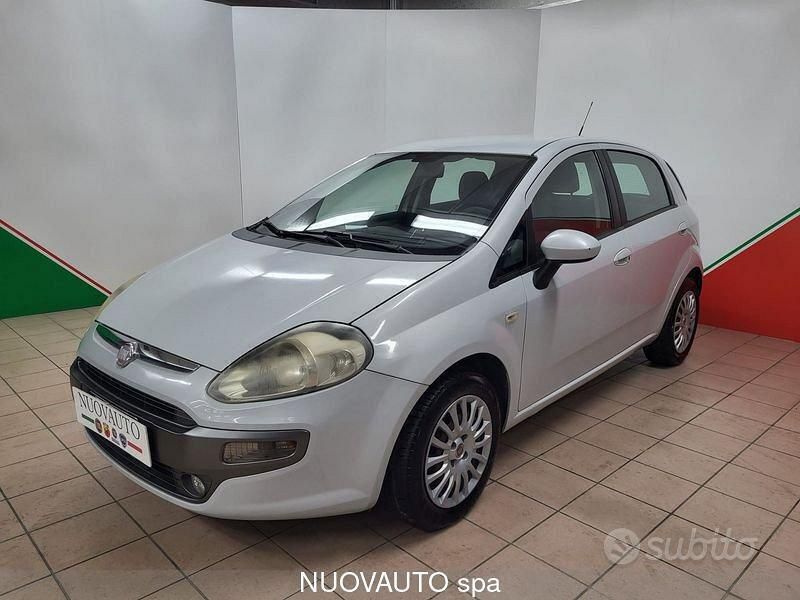 Usata Fiat Punto Evo Dynamic 75 CV (55 kW) 2010 Bianco Utilitaria