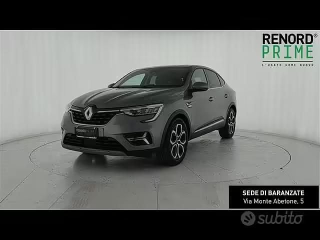Usata Renault Arkana Techno 145 CV (106 kW) 2023 Grigio scuro SUV