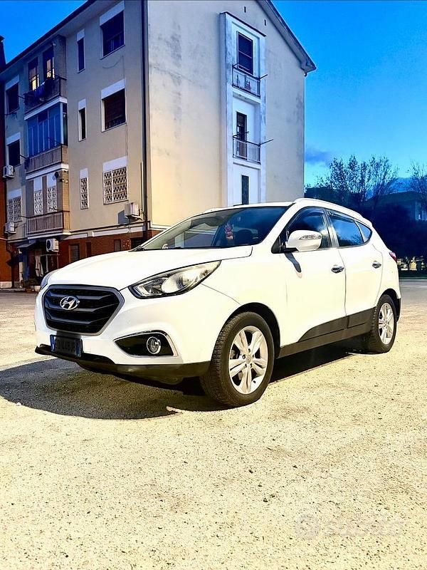 Usata Hyundai ix35 116 CV (85 kW) 2011 Bianco SUV