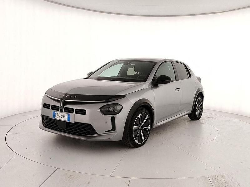 Usata Lancia Ypsilon 100 CV (73 kW) 2025 Grigio Utilitaria