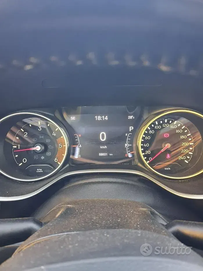 Usata Jeep Compass 140 CV (102 kW) 2019 Rosso SUV
