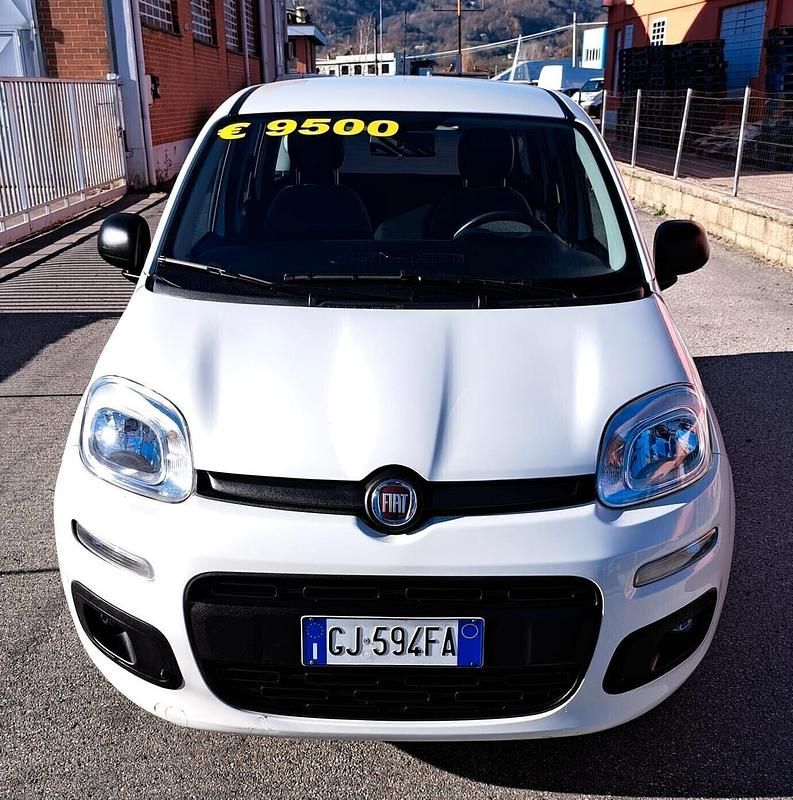 Usata Fiat Panda 69 CV (50 kW) 2022 Bianco Utilitaria