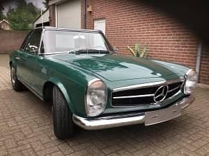 Usata Mercedes 230 150 CV (110 kW) 1967 Verde Cabrio